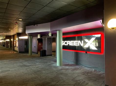 Movie Theater In Columbia, MD: Cinemark Columbia Snowden。